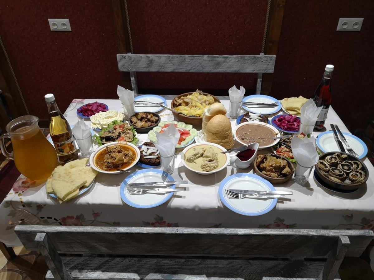 Hostel Kutaisi By Kote المظهر الخارجي الصورة