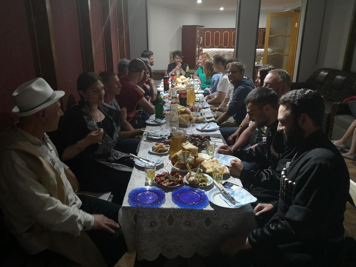 Hostel Kutaisi By Kote المظهر الخارجي الصورة