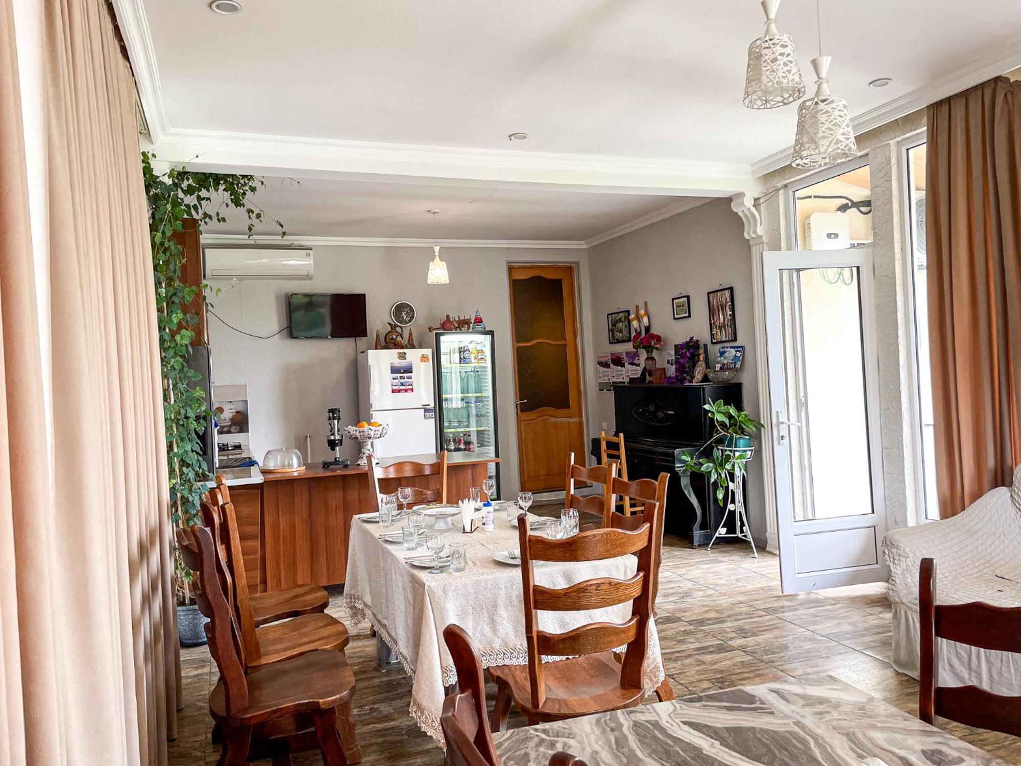 Hostel Kutaisi By Kote المظهر الخارجي الصورة