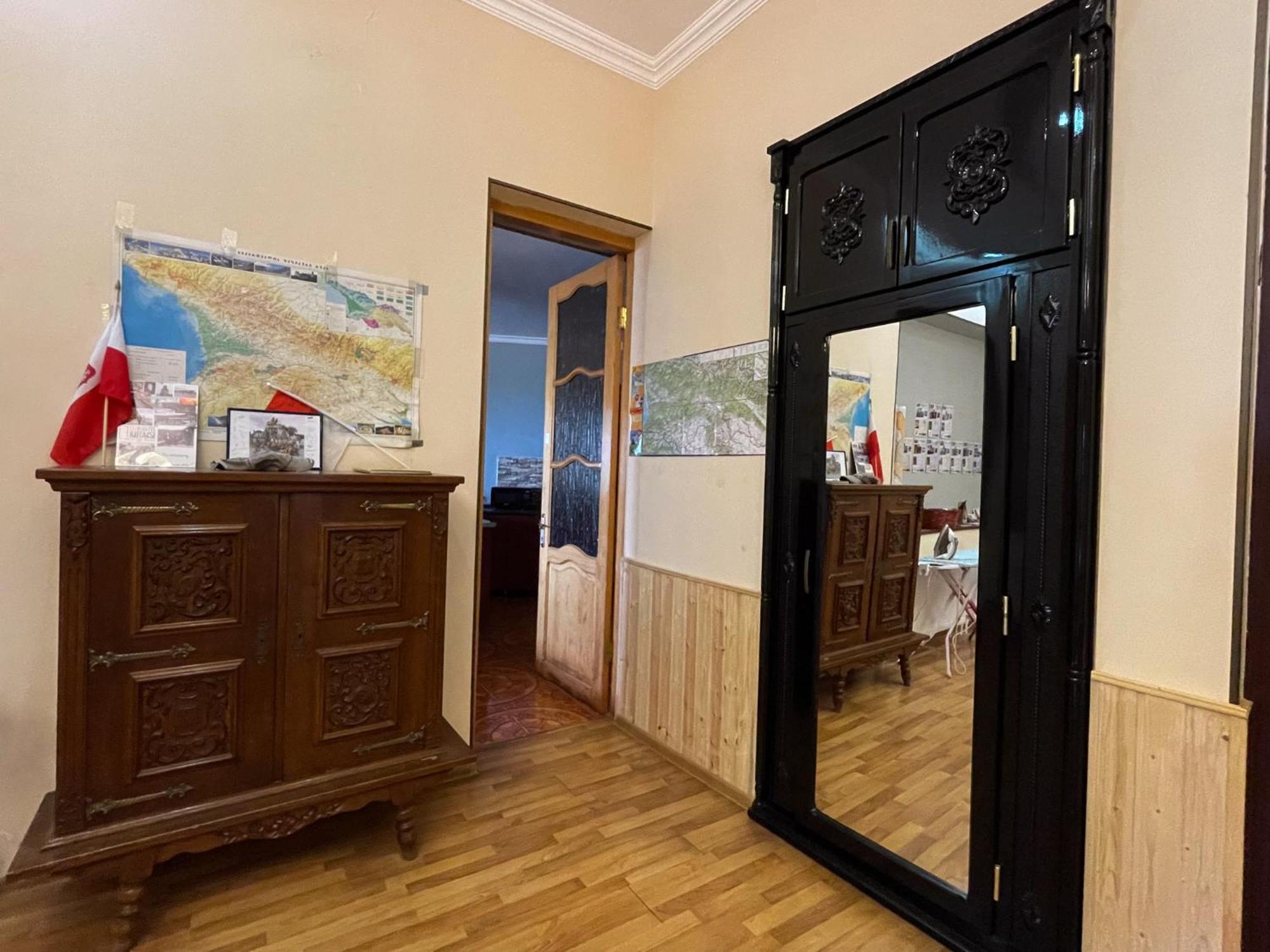 Hostel Kutaisi By Kote المظهر الخارجي الصورة