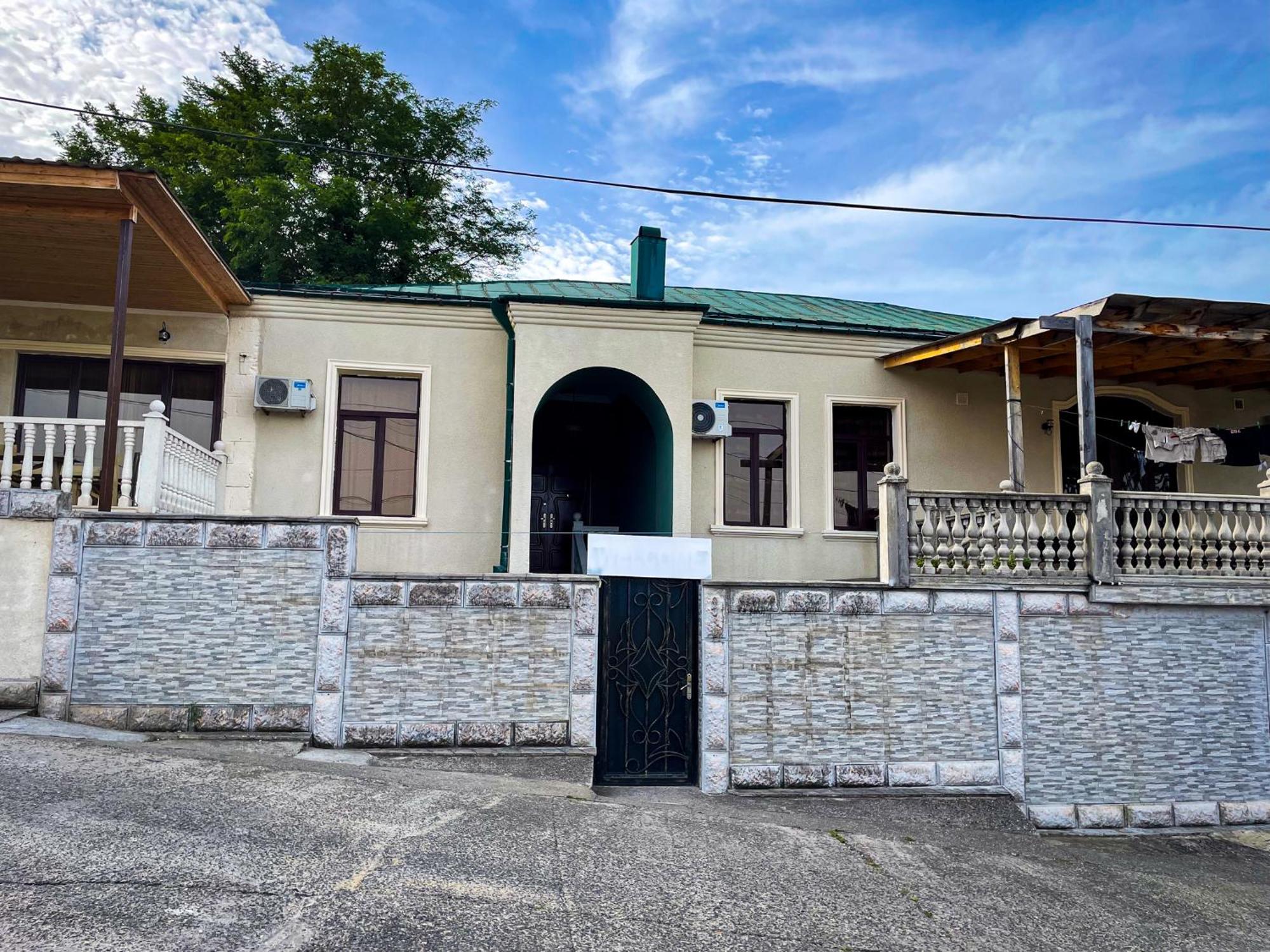 Hostel Kutaisi By Kote المظهر الخارجي الصورة