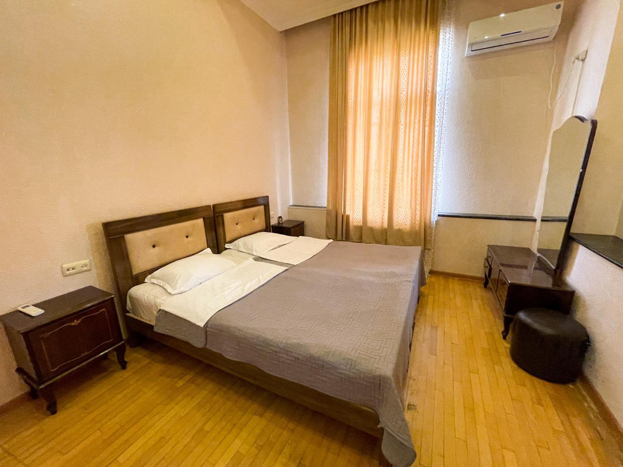 Hostel Kutaisi By Kote المظهر الخارجي الصورة