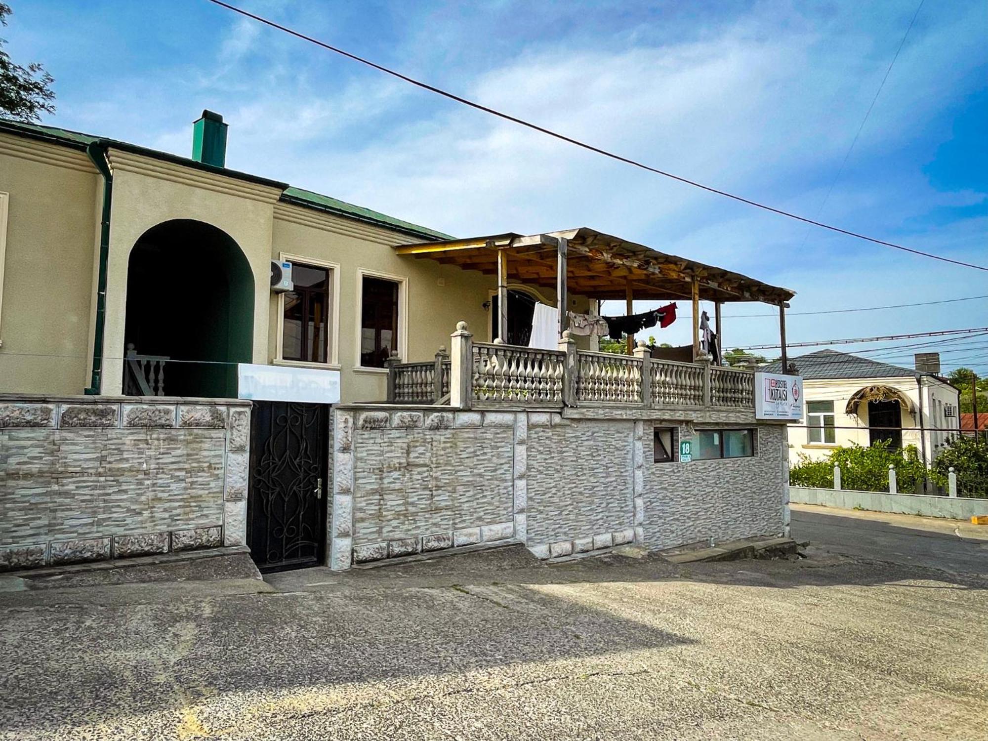 Hostel Kutaisi By Kote المظهر الخارجي الصورة